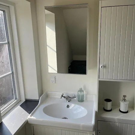 Apartament Gl Praestegaard I Naturskonne Omgivelser